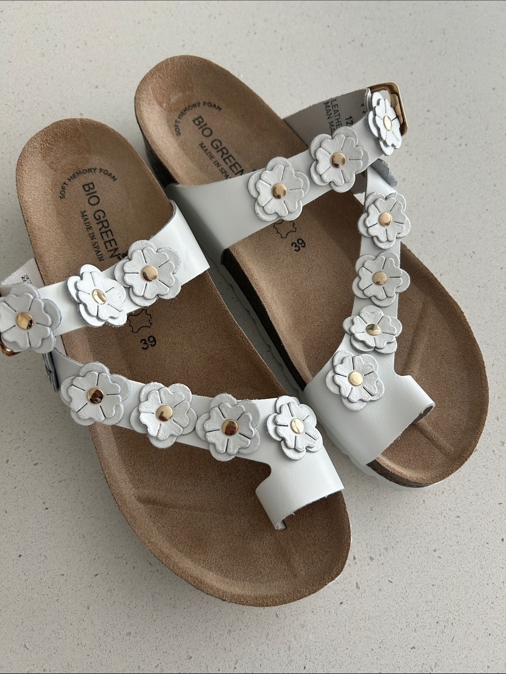 White Floral Toe-Loop Sandals with Gold Accents